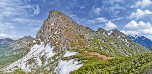 　螺髻山風(fēng)光——蓓蕾峰。涼山在線.jpg